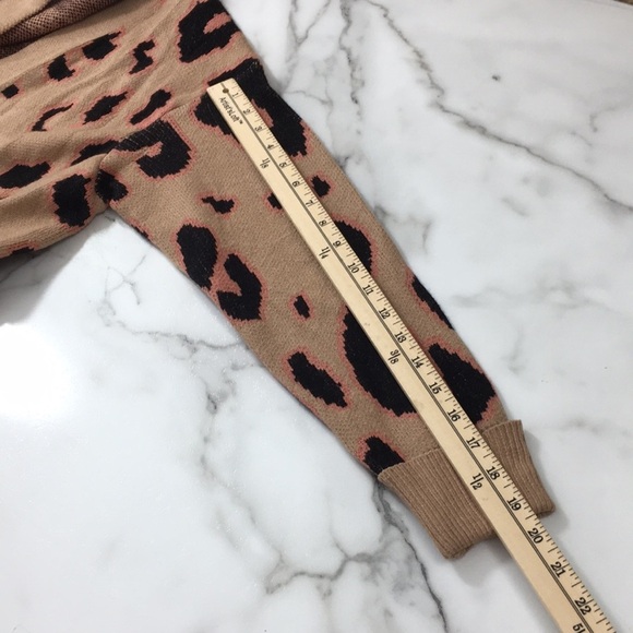 Zesica Tan‎ Pink Leopard Knit Cardigan Womens Medium Tunic Sweater Open Front - Picture 9 of 10